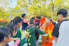กิจกรรมตักบาตรปีใหม่-ประถมศึกษา-ปี2567-156