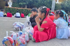 กิจกรรมตักบาตรปีใหม่-ประถมศึกษา-ปี2567-176