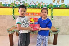 กิจกรรมตักบาตรปีใหม่-อนุบาล-ปี2567-235
