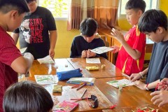 กิจกรรมตักบาตรปีใหม่ประถม-68-24