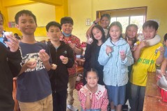 กิจกรรมตักบาตรปีใหม่ประถม-68-44