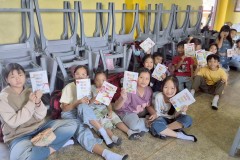 กิจกรรมตักบาตรปีใหม่ประถม-68-53