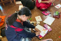 กิจกรรมตักบาตรปีใหม่ประถม-68-93