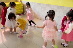 กิจกรรมตักบาตรปีใหม่อนุบาล-68-117