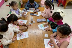 กิจกรรมตักบาตรปีใหม่อนุบาล-68-13