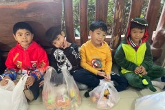 กิจกรรมตักบาตรปีใหม่อนุบาล-68-134