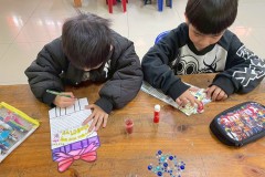 กิจกรรมตักบาตรปีใหม่อนุบาล-68-146