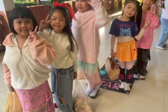 กิจกรรมตักบาตรปีใหม่อนุบาล-68-162