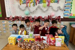 กิจกรรมตักบาตรปีใหม่อนุบาล-68-166