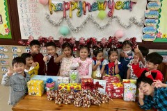 กิจกรรมตักบาตรปีใหม่อนุบาล-68-187