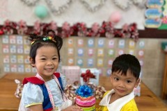 กิจกรรมตักบาตรปีใหม่อนุบาล-68-189