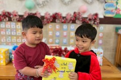 กิจกรรมตักบาตรปีใหม่อนุบาล-68-192