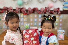 กิจกรรมตักบาตรปีใหม่อนุบาล-68-196