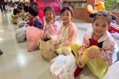 กิจกรรมตักบาตรปีใหม่อนุบาล-68-205