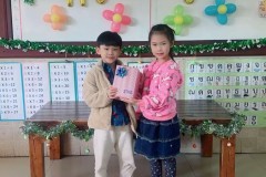 กิจกรรมตักบาตรปีใหม่อนุบาล-68-208