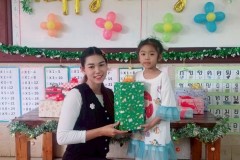 กิจกรรมตักบาตรปีใหม่อนุบาล-68-216