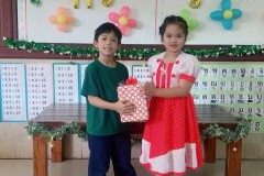 กิจกรรมตักบาตรปีใหม่อนุบาล-68-227