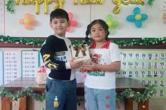 กิจกรรมตักบาตรปีใหม่อนุบาล-68-229