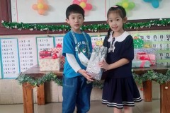 กิจกรรมตักบาตรปีใหม่อนุบาล-68-237