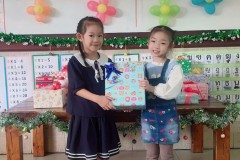 กิจกรรมตักบาตรปีใหม่อนุบาล-68-239