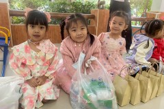 กิจกรรมตักบาตรปีใหม่อนุบาล-68-24