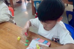 กิจกรรมตักบาตรปีใหม่อนุบาล-68-243