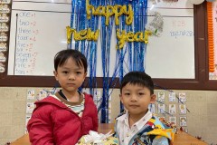 กิจกรรมตักบาตรปีใหม่อนุบาล-68-272