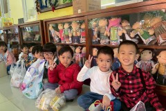 กิจกรรมตักบาตรปีใหม่อนุบาล-68-273