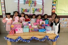 กิจกรรมตักบาตรปีใหม่อนุบาล-68-286