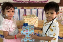 กิจกรรมตักบาตรปีใหม่อนุบาล-68-303