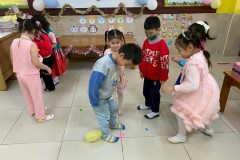 กิจกรรมตักบาตรปีใหม่อนุบาล-68-317