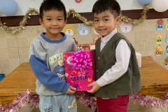 กิจกรรมตักบาตรปีใหม่อนุบาล-68-326