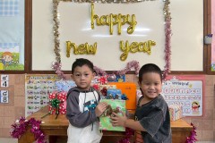 กิจกรรมตักบาตรปีใหม่อนุบาล-68-54