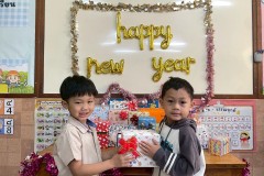 กิจกรรมตักบาตรปีใหม่อนุบาล-68-55