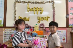 กิจกรรมตักบาตรปีใหม่อนุบาล-68-57