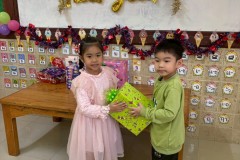 กิจกรรมตักบาตรปีใหม่อนุบาล-68-87