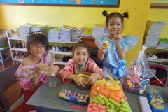 กิจกรรมบ้านลูกรักลอยกระทงประถม-ปีการศึกษา-2567-48