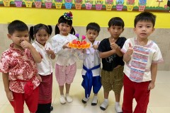 กิจกรรมบ้านลูกรักลอยกระทงอนุบาล-ปีการศึกษา-2567-127