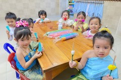 กิจกรรมบ้านลูกรักลอยกระทงอนุบาล-ปีการศึกษา-2567-174