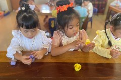 กิจกรรมบ้านลูกรักลอยกระทงอนุบาล-ปีการศึกษา-2567-52