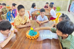กิจกรรมบ้านลูกรักลอยกระทงอนุบาล-ปีการศึกษา-2567-64