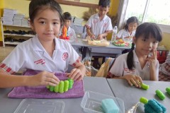 กิจกรรมลอยกระทงประถม-68-174