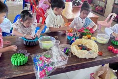 กิจกรรมลอยกระทงอนุบาล-68-183