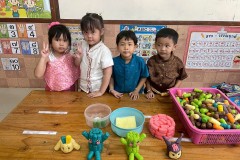 กิจกรรมลอยกระทงอนุบาล-68-221