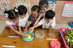 กิจกรรมลอยกระทงอนุบาล-68-224