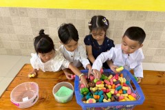 กิจกรรมลอยกระทงอนุบาล-68-46