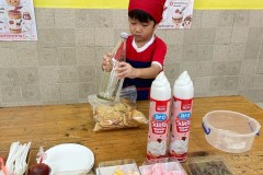 กิจกรรมลูกรักเข้าครัว-อนุบาล-69-113