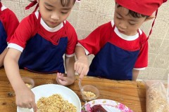 กิจกรรมลูกรักเข้าครัว-อนุบาล-69-165
