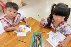 กิจกรรมวันแม่-อนุบาล-69-83
