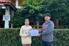 มอบเกียรติบัตรนักเรียนที่แข่งขันทักษะวิชาการ-3